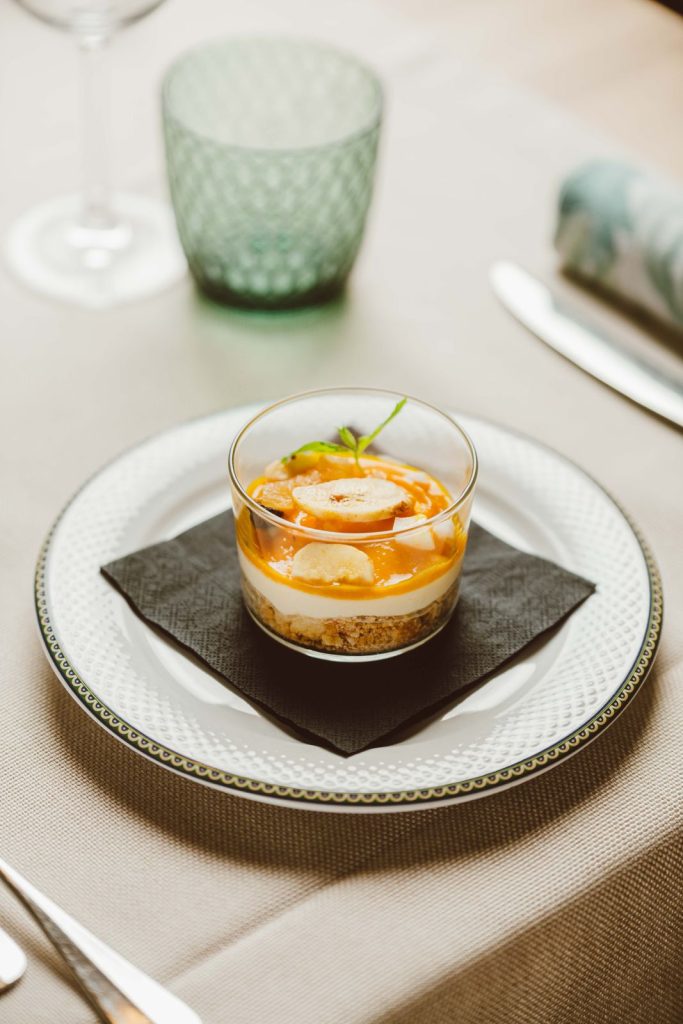Un dessert servito al bicchiere